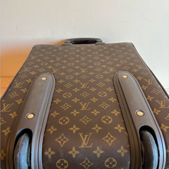 Authentic Louis Vuitton pegase 55 monogram suitcase carry on - Picture 7 of 9